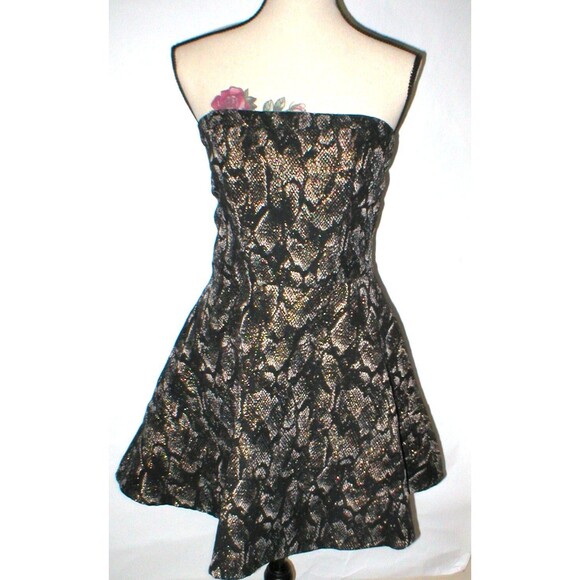 New 6 Express $118 Womens Strapless Metallic Gold Black Snake Fit Flare Dress - Picture 2 of 12